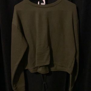 Brand- inTu, Size- Small (fits large), Color- Dark green